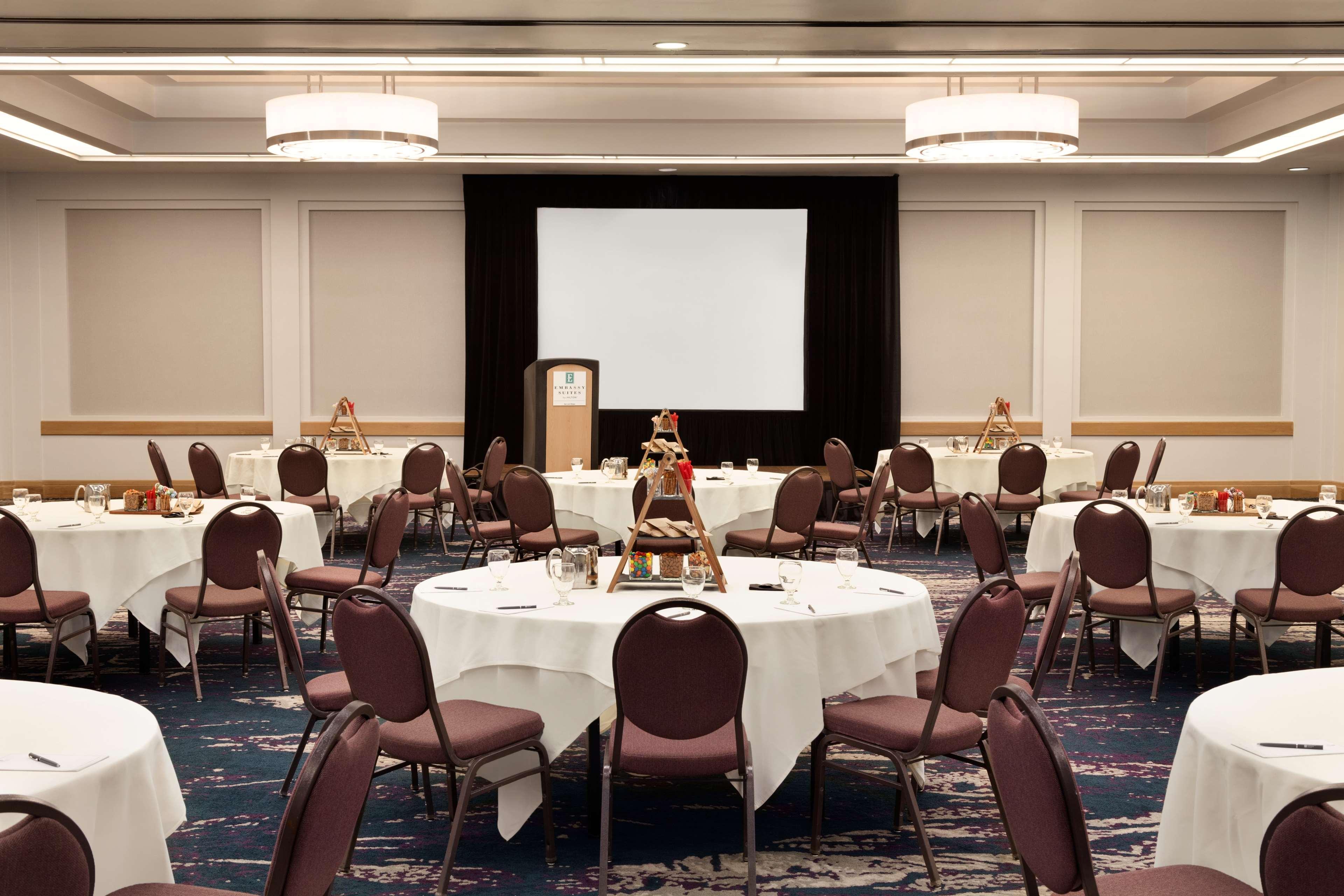 Embassy Suites San Luis Obispo Extérieur photo