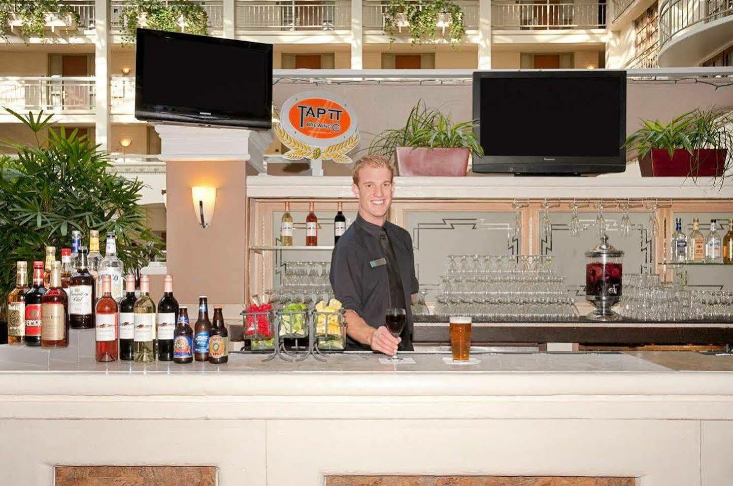 Embassy Suites San Luis Obispo Extérieur photo